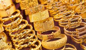 Gold Price 11 October 2020: तेजी से गिर रहा सोने का दाम, जानिए 1 तोला सोने का भाव