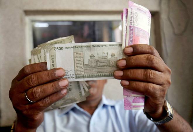 E क्या नोटों के जरिए भी फैलता है कोरोना वायरस, जानिए आरबीआई ने दिया क्या जवाब