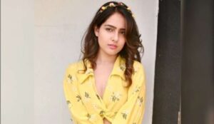 मुंबई: मालवी मल्होत्रा पर चाकू से जानलेवा हमला, कंगना से मांगी मदद...