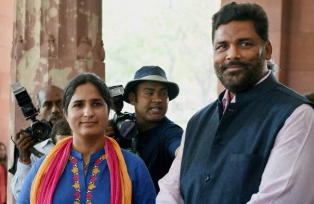 रामविलास पासवान से सुशील मोदी तक, जाति-धर्म की दीवार तोड़ इन 6 बिहारी नेताओं ने की शादी