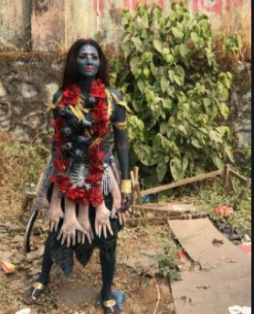 मां काली का रूप धारण कर इस एक्ट्रेस ने Insta पर मचाया तहलका, फोटोज वायरल....