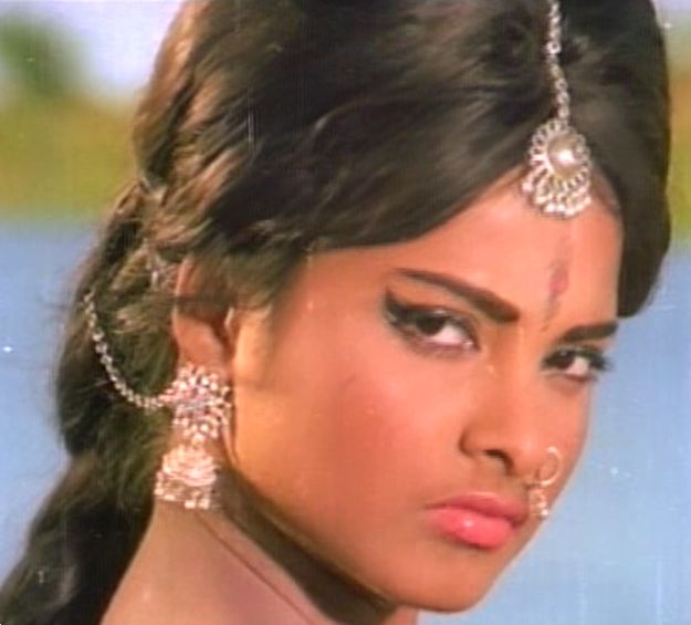 Happy Birthday Rekha : इन फिल्मों ने रेखा को बना दिया था बॉलीवुड की सबसे महंगी एक्ट्रेस