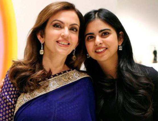 जब मुंबई में रास्ता भटक गईं मुकेश अंबानी की बेटी ईशा, सड़क किनारे बैठ फूट-फूट कर रोई थीं