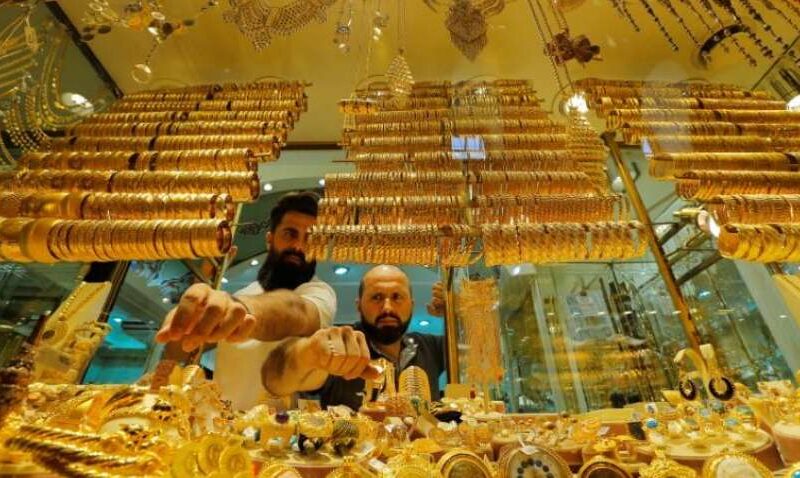 Gold Price Today: 8000 रुपए सस्ता हुआ सोना, जल्दी खरीदें, अब मात्र इतने में मिल रहा 1 तोला गोल्ड