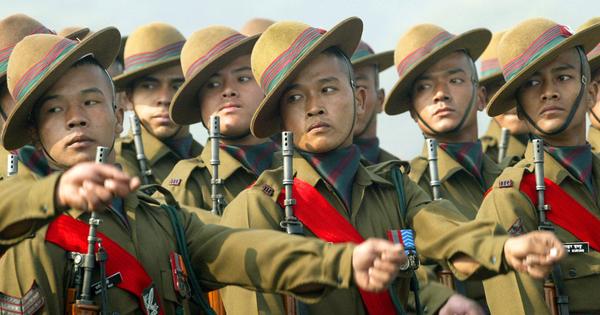 चार दिवसीय दौरे पर नेपाल पहुंचे सेनाप्रमुख नरवणे की पत्नी ने गोरखा सैनिकों की पत्नियों को सौंपे उपहार