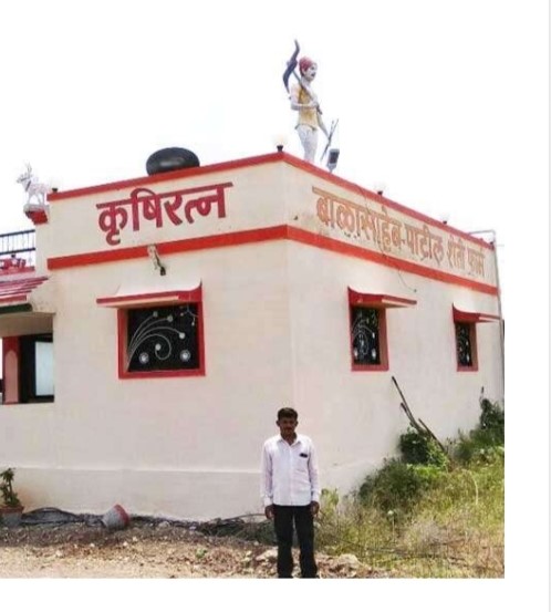 जज्बा: कभी यह दिव्यांग लड़का करता था दुसरो की मजदूरी, 1आईडिया से कमा रहा हर साल 15 लाख रूपये