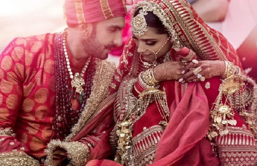 दीपिका और रणवीर की शादी में जबरदस्ती पहुंची थी ये एक्ट्रेस, अब खोला राज