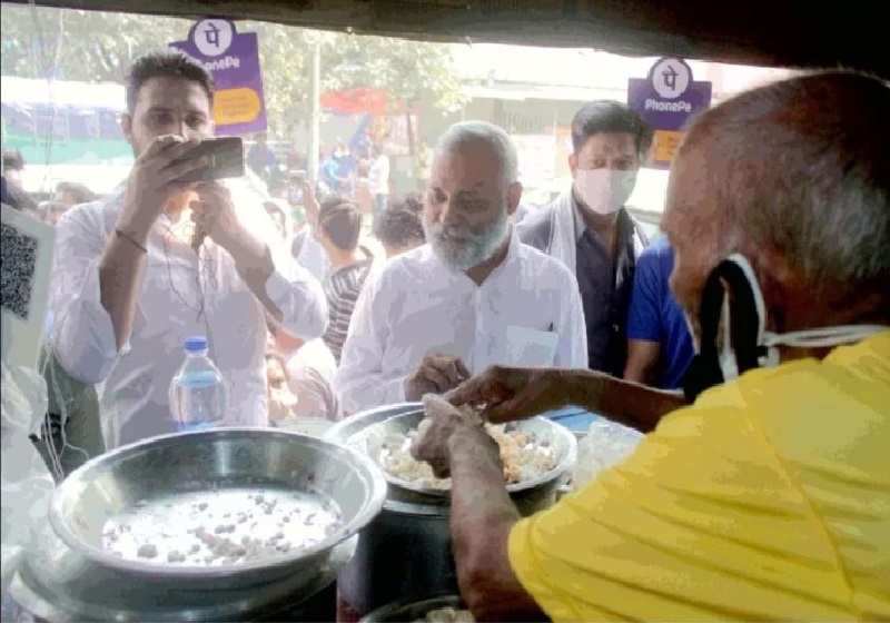 F.i.r के बाद गौरव ने लौटाए बाबा के ढाबा वाले कांता प्रसाद को बाकी पैसे