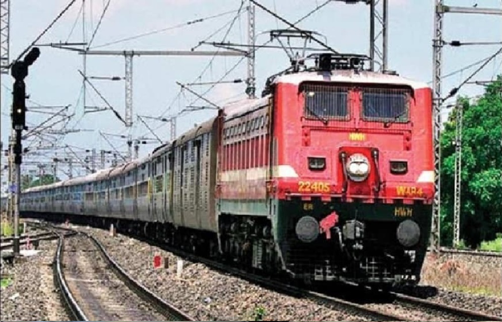27 नवंबर तक कैंसिल हुई ये ट्रेनें, यात्रा करने से पहले आप भी चेक कर लें लिस्ट