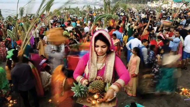 छठ पूजा 2020: सूर्य के लिए सुबह, दोपहर और सायंकालीन में अलग मंदिर, पुराणों में है इन मंदिरों का वर्णन