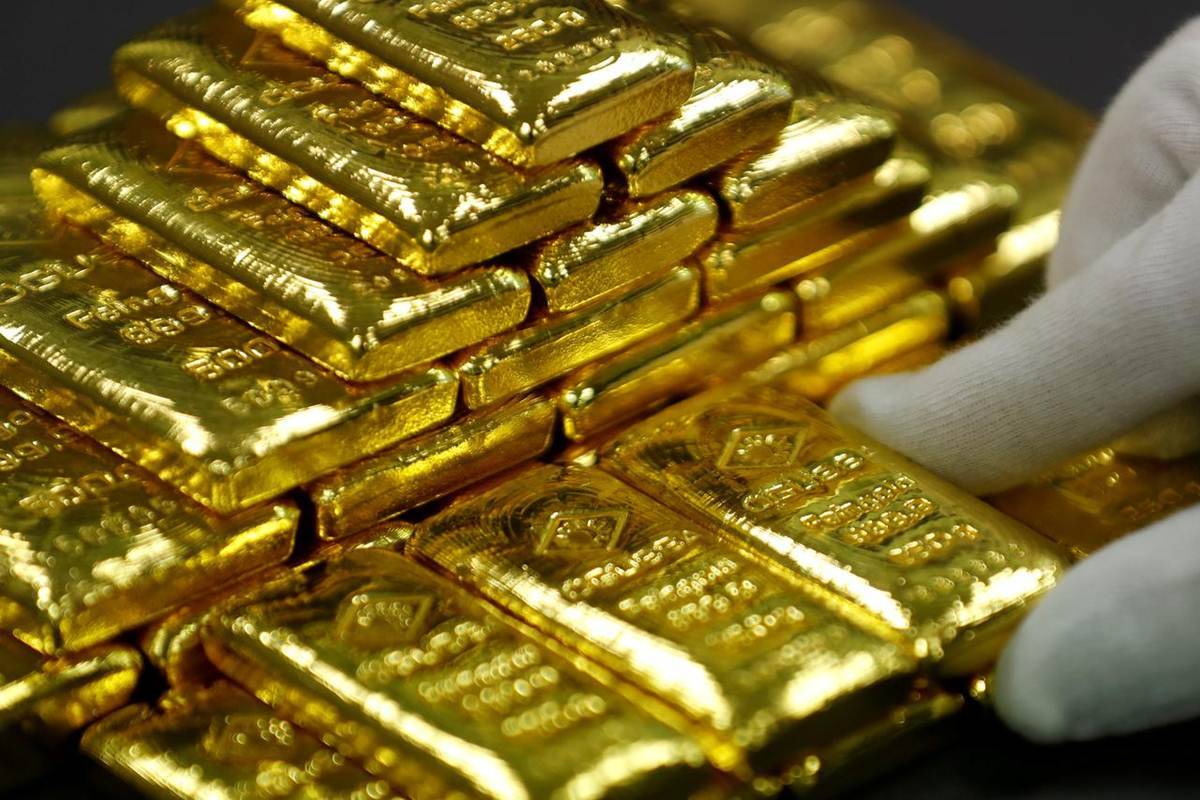Gold Price: 5500 सस्ता हुआ सोना, जानिए करवाचौथ तक कितनी होगी कीमत