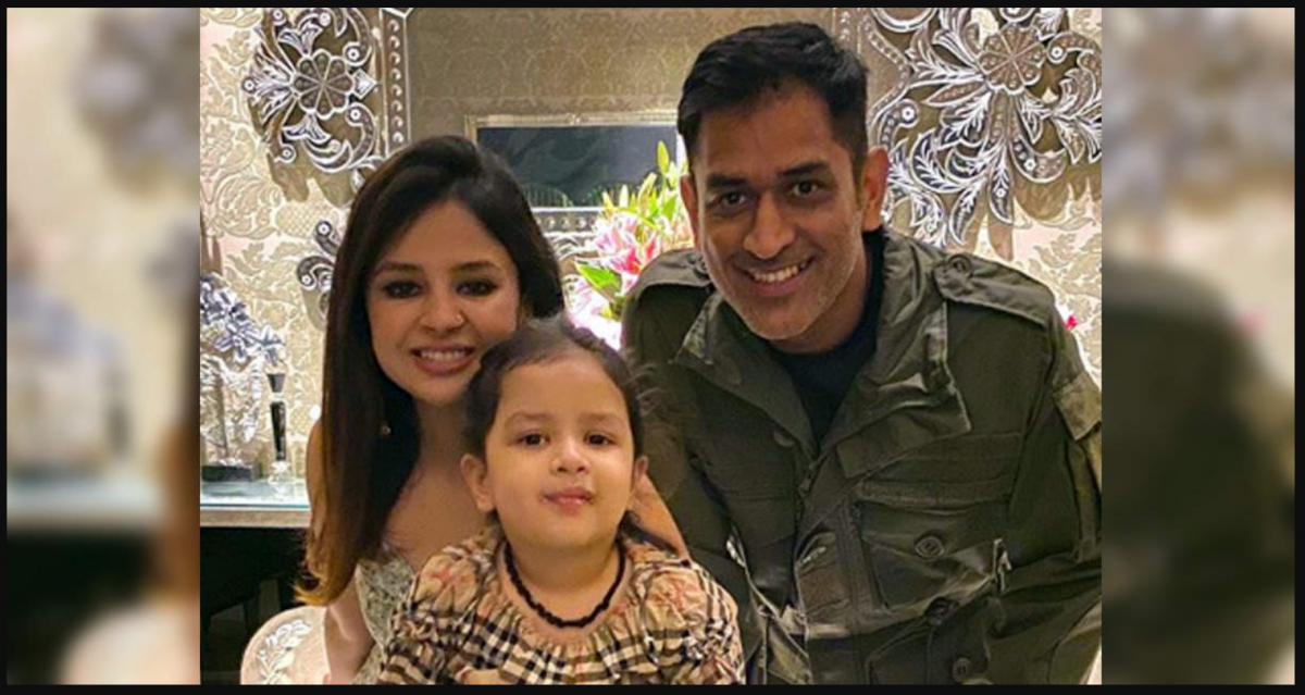 मुंबई में समंदर किनारे महेन्द्र सिंह धोनी ने  लिया नया घर, पत्नी साक्षी ने शेयर की तस्वीरें