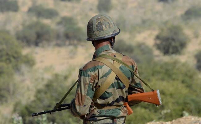 पाकिस्तान ने फिर जम्‍मू कश्‍मीर में की नापाक हरकत, चार जवान शहीद, तीन नागरिकों की मौत