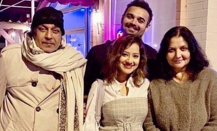 मिथुन चक्रवर्ती ने अपनी बहू मदालसा शर्मा के लिए किया कुछ ऐसा जो शायद ही कोई ससुर करे