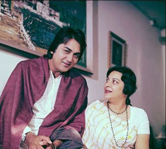 जानिए बॉलीवुड के उन अभिनेताओं के बारे में जिन्होंने मुस्लिम लड़कियों से की शादी
