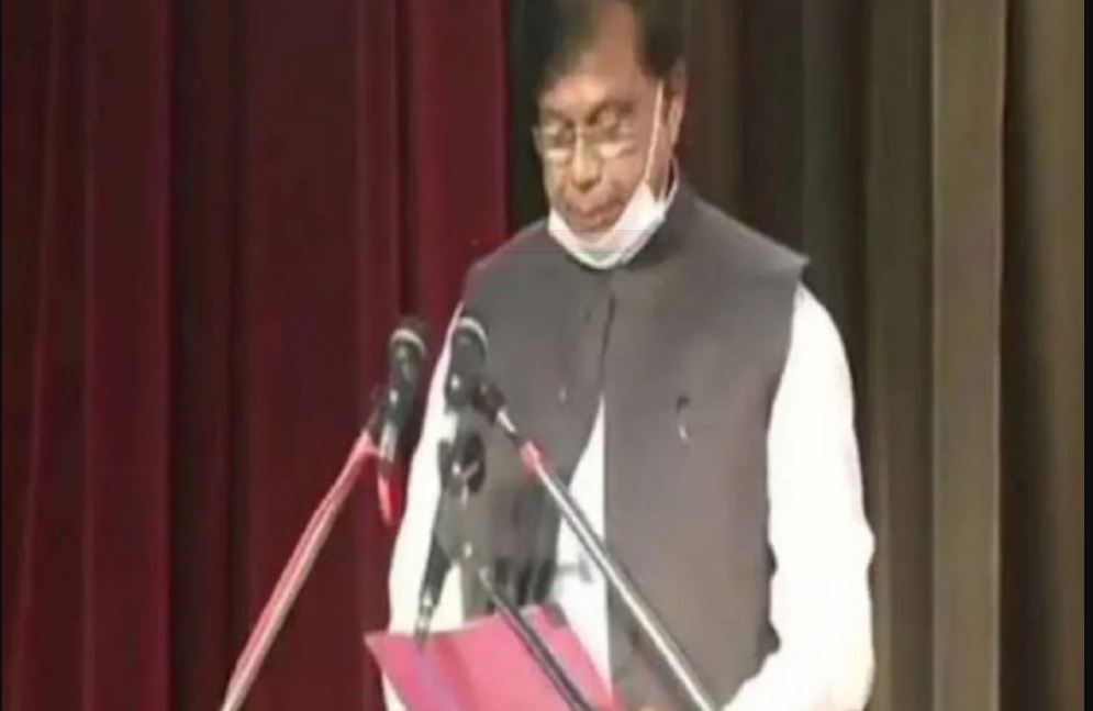 बिहार के श‍िक्षा मंत्री मेवालाल चौधरी ने 3 दिन में ही दिया इस्तीफा, जानिए वजह
