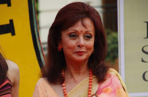 भारत के सबसे अमीर बिजनसमैन की ग्लैमरस पत्नियां, जो खूबसूरती में देती हैं बीटाउन ऐक्ट्रेसेस को भी मात