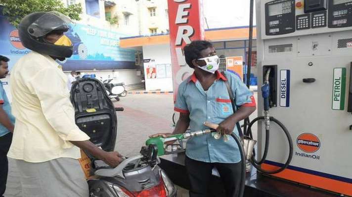 Petrol And Diesel Price: 35 दिन से नहीं बदला था पेट्रोल और डीजल की कीमत, जानिए आज क्या है आपके शहर में भाव