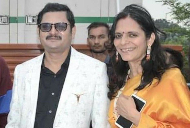 मनमोहन तिवारी से हप्पू सिंह तक टीवी के ये सितारे भी अपनी पत्नी के लिए रहे करवा चौथ