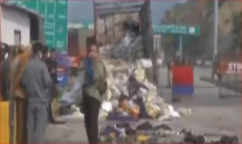 नगरोटा मुठभेड़: आतंकियों ने गोला बारुद से भरे ट्रक को बंकर बना रखा था, सेना ने 4 को किया ढेर, Dgp ने पाकिस्तान की बताई साजिश