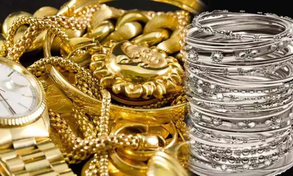 Gold Silver Price में आई अब तक की सबसे भारी गिरावट, मात्र इतने रुपए में मिल रहा है 1 तोला सोना