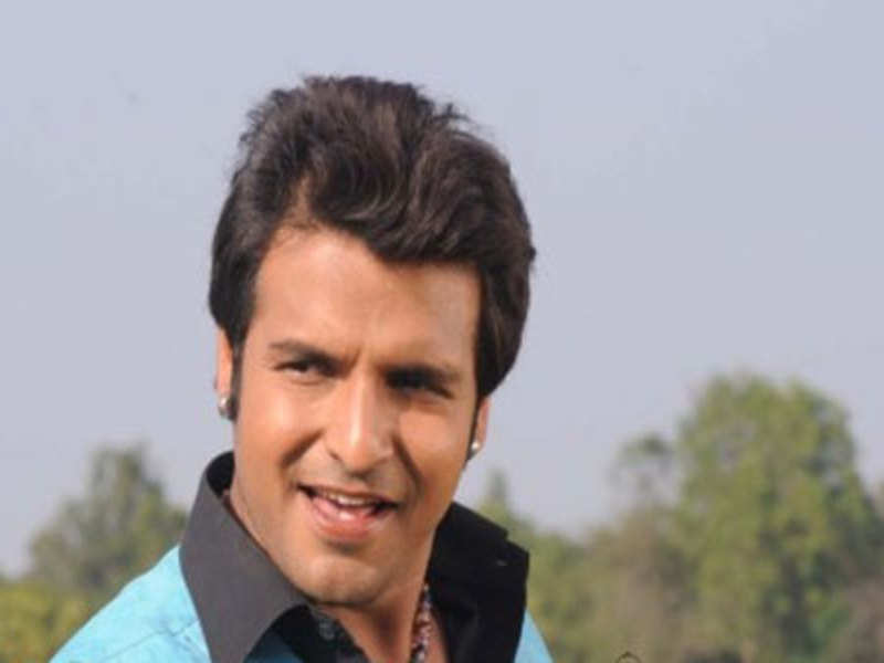 19 साल बाद जानिए क्या करती है आमदनी अठन्नी खर्चा रुपइया की स्टार कास्ट