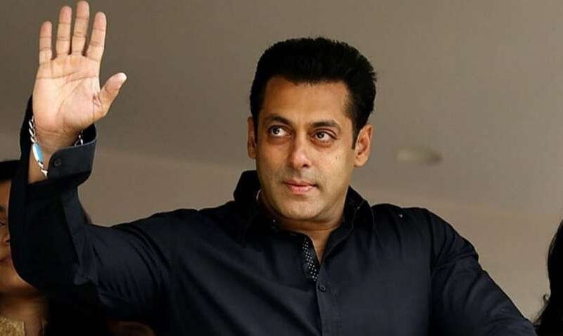 सलमान खान ने दिया इन सितारों के करियर को जीवनदान, इस एक्टर को दूसरी बार दे रहे हैं मौका