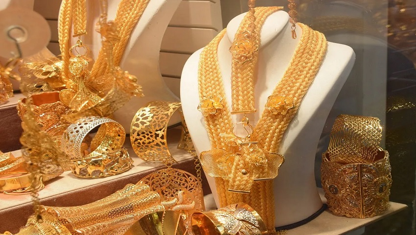 Gold Price Today 10 December 2020 : 1000 सस्ता हुआ सोना, मात्र इतने में मिला रहा 1 तोला