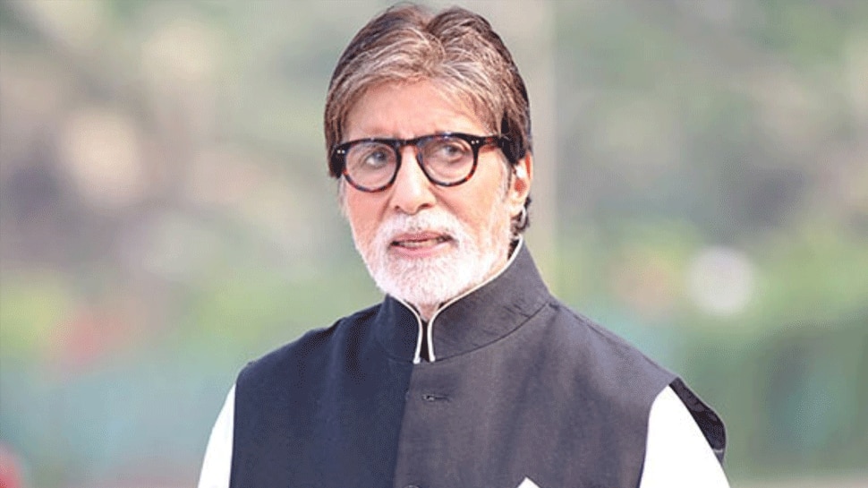 एक फोटो में अमिताभ बच्चन ने दिखाई तीन पीढ़ियों की झलक, फैंस ने दिया बेसुमार प्यार