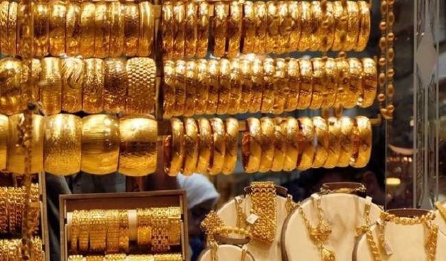 Gold Price 1 December 2020 : 2500 सस्ता हुआ नवंबर में सोना, अब इतने में मिल रहा 1 तोला