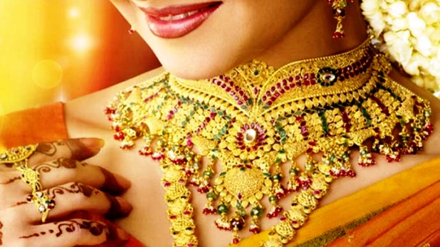 Gold Price Today: साल के आखिरी दिन महंगा हुआ सोना-चांदी, ये हो गए नये रेट