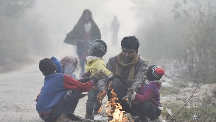 मौसम अपडेट: दिल्ली में हाड़ कंपाने वाली ठंड, कई जगह माइनस में पारा, 10 साल का टुटा रिकॉर्ड