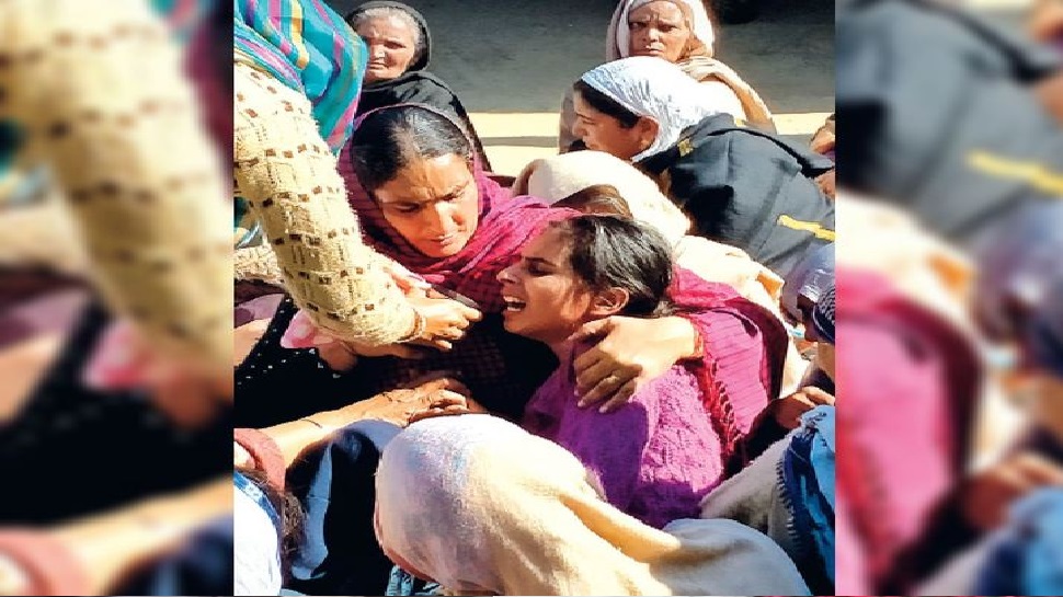 पिता दिल्ली में किसानो के हित के लिए कर रहे थे प्रोटेस्ट, बेटा सीमा पर हुआ देश के लिए शहीद