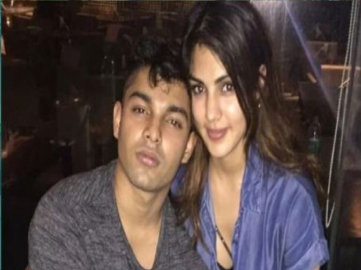 ड्रग्स केस में अंदर रिया के भाई शौविक चक्रवर्ती को मिली तीन महीने बाद जमानत