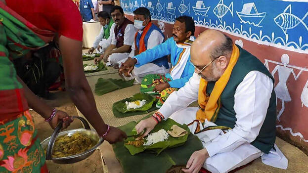 राहुल गांधी को मोमोज़ तो अमित शाह को पोहा है पसंद, जाने ये 7 बड़े नेता किस फ़ास्ट फ़ूड के दीवाने हैं