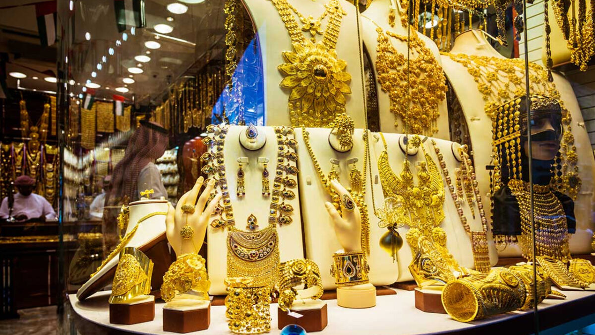 Gold Price Today: 1200 रुपये महंगा हुआ सोना,अब 1 तोला खरीदने के लिए चुकानी होगी ये कीमत