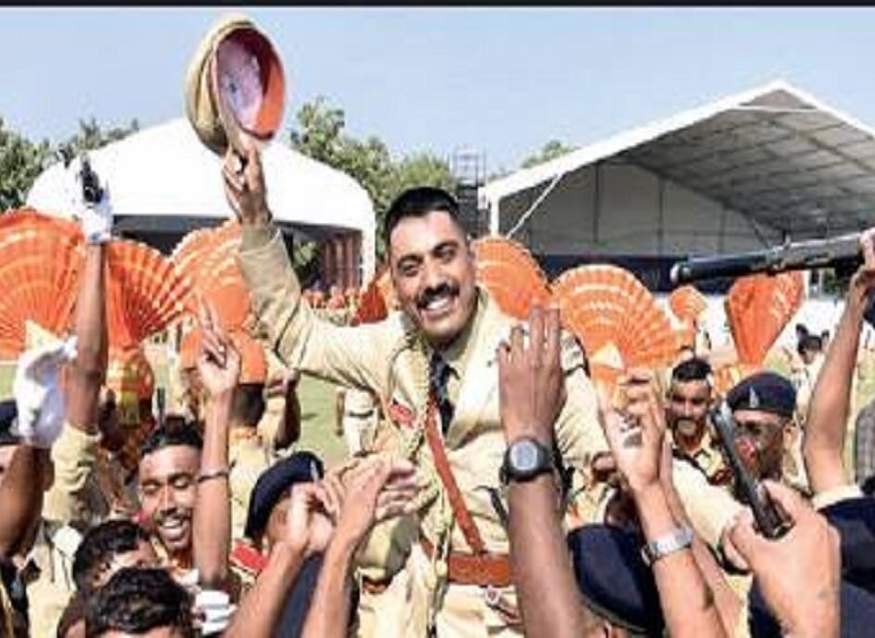 आईपीएस