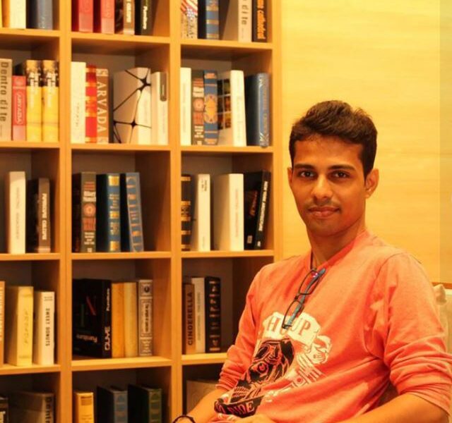 मिशाल: सरकारी स्कूल से की पढ़ाई, फिर बने डॉक्टर, नहीं भरा मन तो ऐसे Ias बने अरुण