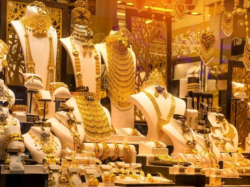 Today Gold Sliver Price : सोने के कीमत में आई भारी गिरावट, जानिए अब क्या है 1 तोला सोने की कीमत