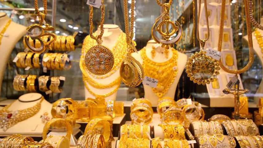 Gold Price Today: सोना-चांदी की कीमतों में आया उछाल, आज इस भाव में मिलेगा गोल्ड