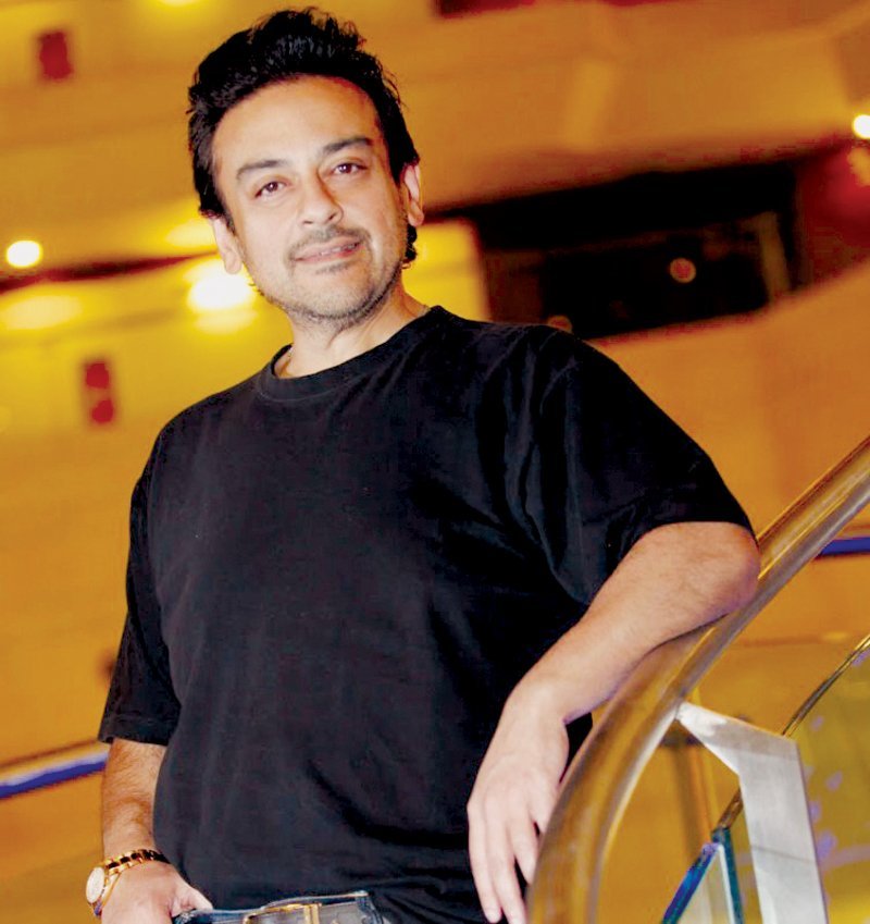 अमिताभ बच्चन से लेकर प्रियंका चोपड़ा तक इन सितारों ने कराया है अपने बॉडी पार्ट्स का इंश्योरेंस