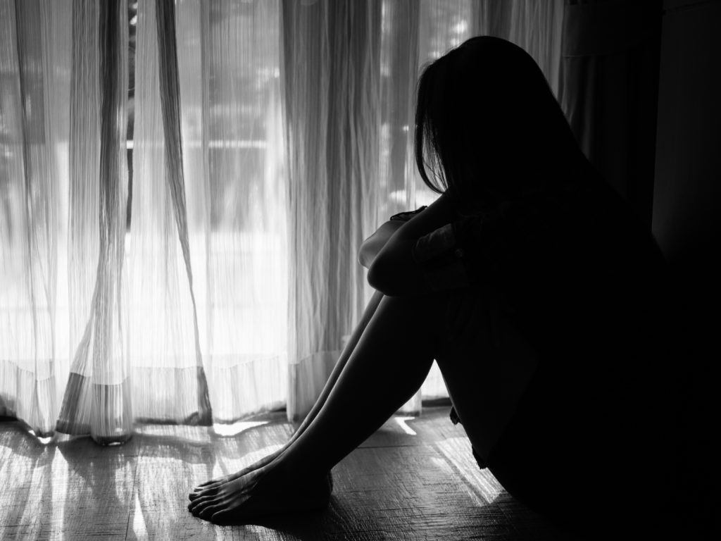महिला सब इंस्पेक्टरने किया सुसाइड, सुसाइड नोट में लिखा कि &Quot;यह मेरी करनी का फल है.&Quot;