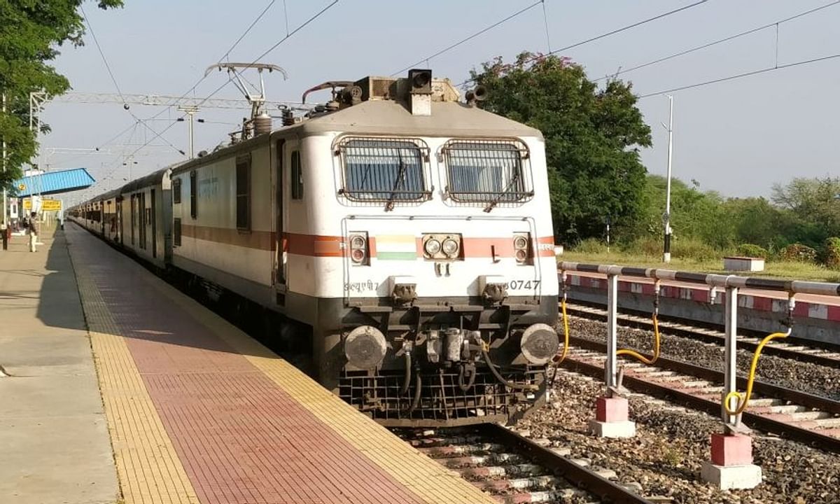 क्या 1 जनवरी से दौड़ेंगी रेलवे की पैसेंजर ट्रेने, जानिए क्या है सच