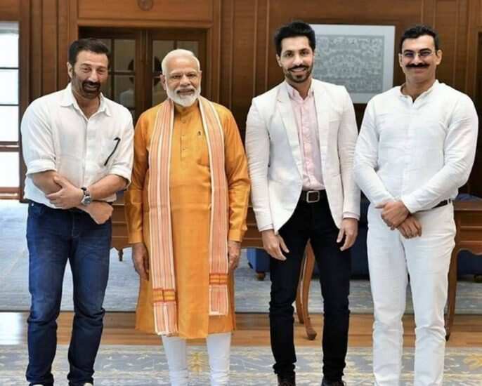 किसान आंदोलन में हिंसा भड़काने वाले दीप सिद्धू को सनी देओल ने बताया था छोटा भाई, अब ऐसे झाड़ा पल्ला