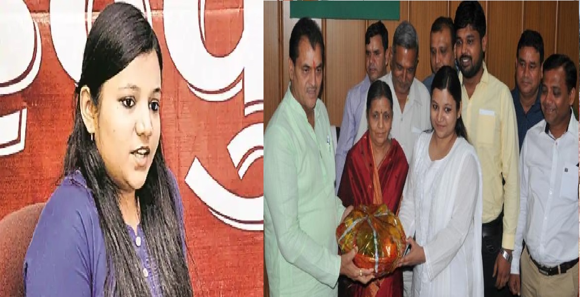 पिता चलाते हैं गांव में छोटी सी दुकान बेटी बिना कोचिंग के बनी Ias