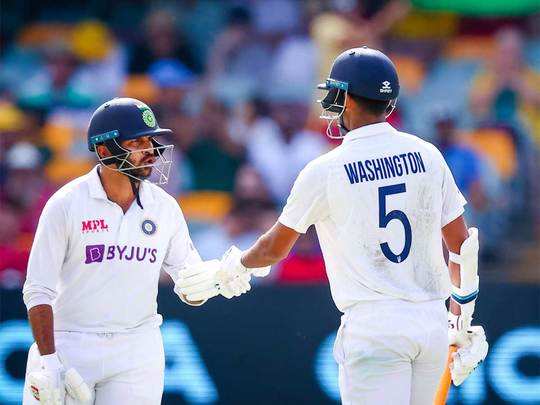 Ind Vs Aus: लायन ने बेल्स के साथ किया छेड़छाड़, 'काला जादू' करने के लिये बैन करने की उठी मांग