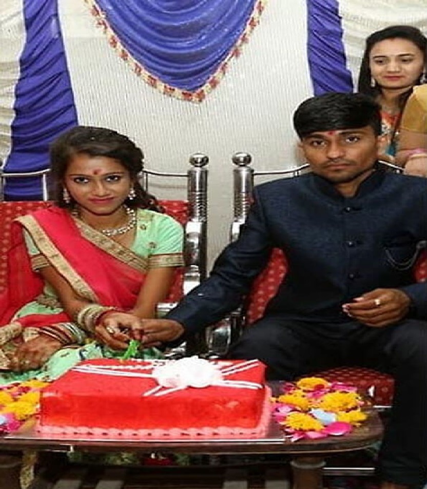 शादी के पहले विकलांग हुई पत्नी, पति ने कहा कुछ भी हो जाए शादी इसी से करूंगा