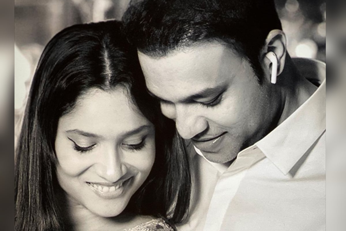 अंकिता लोखंडे ने बॉयफ्रेंड विक्की जैन को किया प्रपोज ,भड़के सुशांत सिंह राजपूत के फैंस