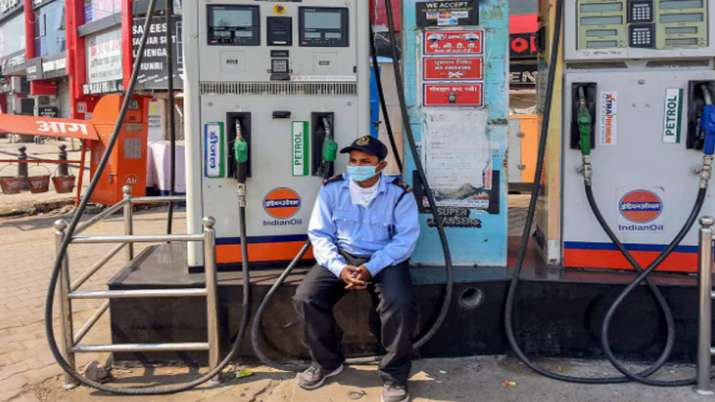 Petrol Price Today : तीसरे दिन पेट्रोल-डीजल में नहीं हुई बढ़ोत्तरी , जानिए आज की कीमतें