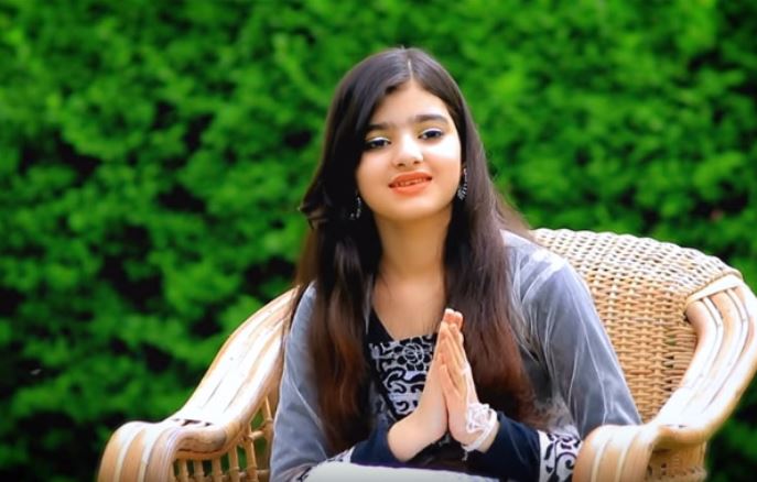14 साल की ये अफगानिस्तानी लड़की है बला की खूबसूरत, तस्वीरें देखते रह जायेंगे आप